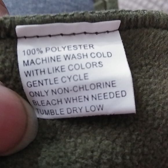 WINTER SCARF by CHILLPROOF - Picture 8 of 10